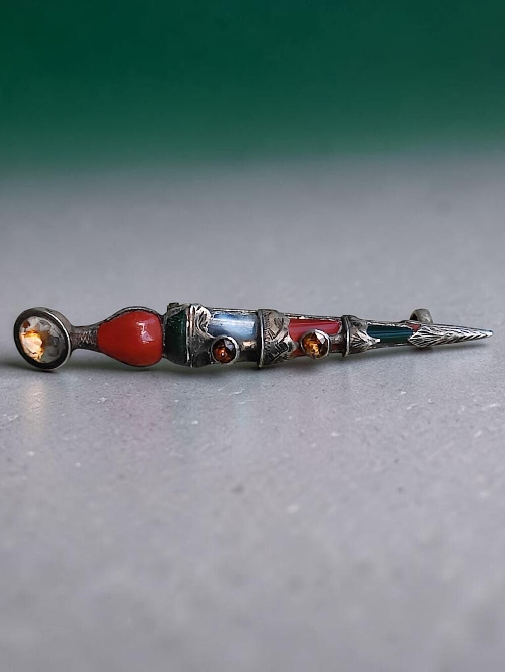 Antique Sterling Silver Gemstone Scottish Kilt Pin
